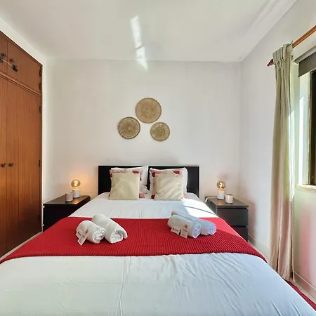 Golf 2 With Pool By Homing Apartment