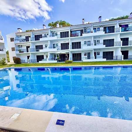 Golf 2 With Pool By Homing Apartment