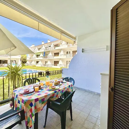 Golf 2 With Pool By Homing