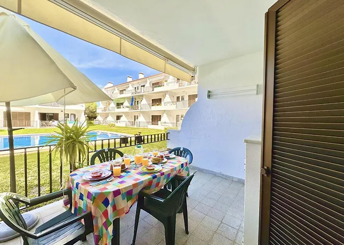 Golf 2 With Pool By Homing