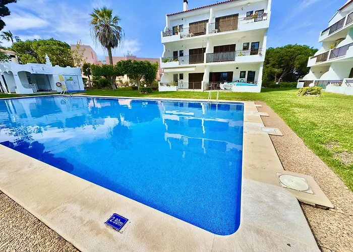 Golf 2 With Pool By Homing Vilamoura